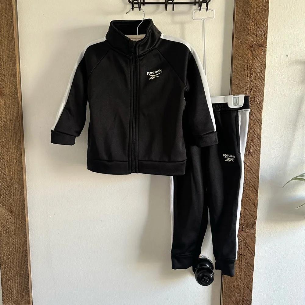 Reebok 18-24 Month Unisex Track Suit Outfit Full Zip Jacket & Jogger Black White - Picture 8 of 8